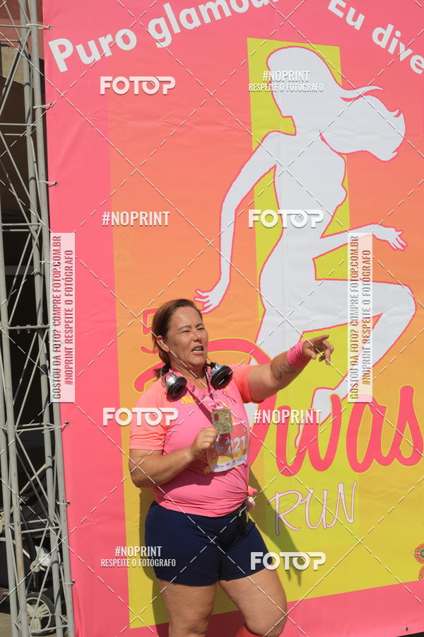 Buy your photos of the event5� Divas Run on Fotop