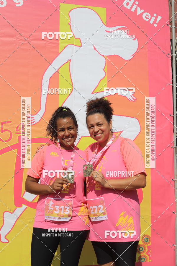 Buy your photos of the event5� Divas Run on Fotop