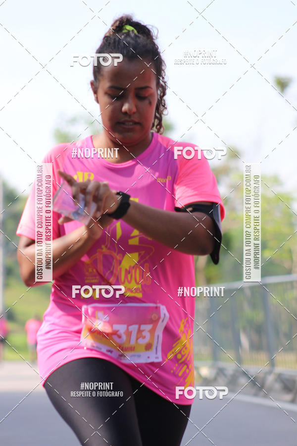 Buy your photos of the event5 Divas Run on Fotop