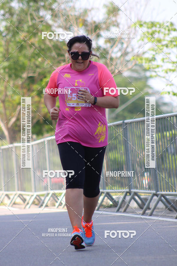 Buy your photos of the event5� Divas Run on Fotop