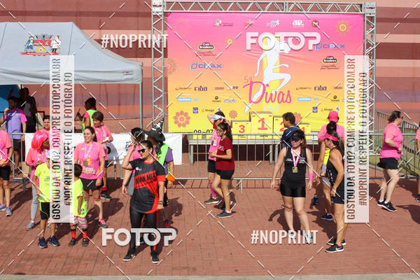 Buy your photos of the event5� Divas Run on Fotop