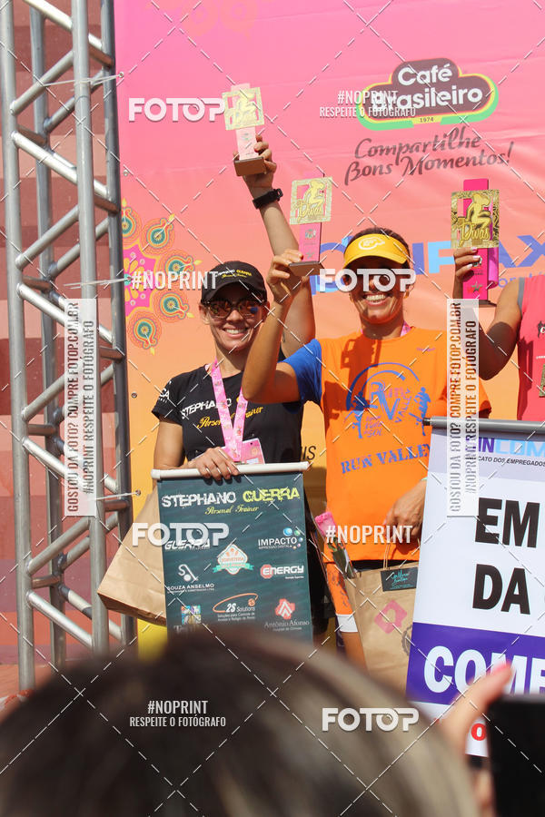 Buy your photos of the event5� Divas Run on Fotop