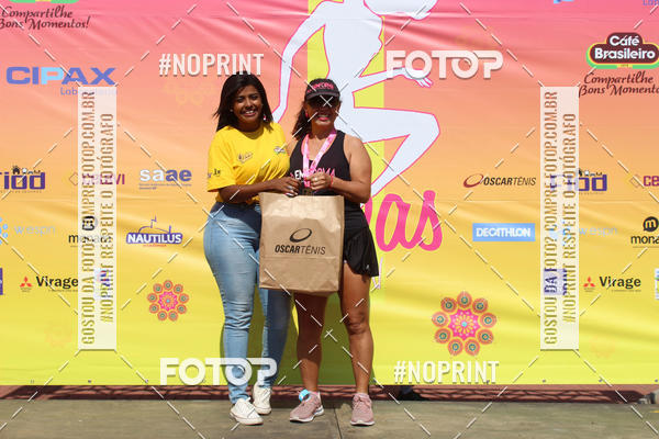 Buy your photos of the event5� Divas Run on Fotop