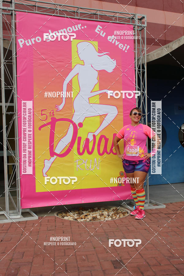 Buy your photos of the event5� Divas Run on Fotop