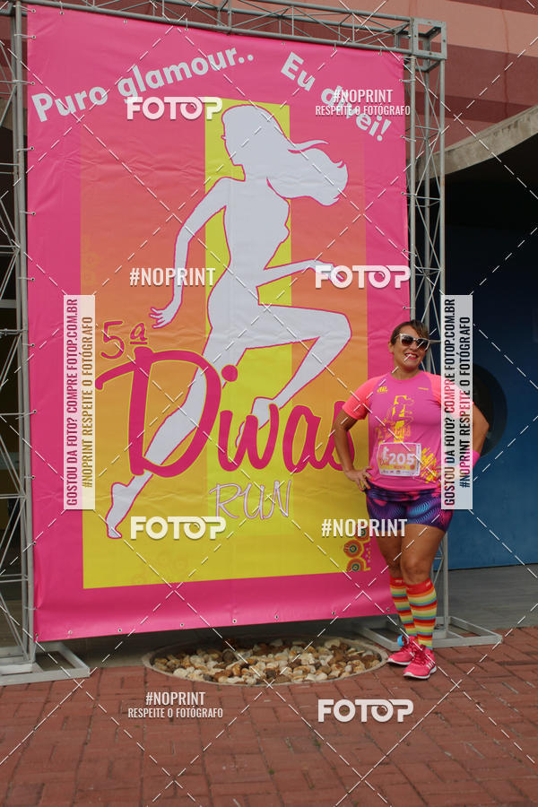 Buy your photos of the event5� Divas Run on Fotop