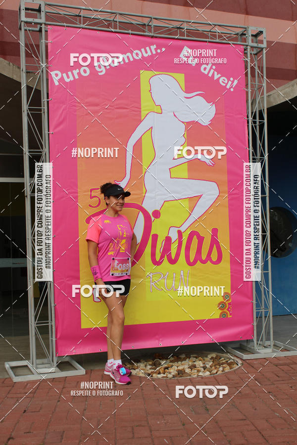 Buy your photos of the event5� Divas Run on Fotop