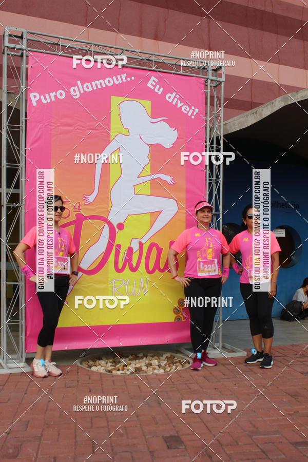 Buy your photos of the event5� Divas Run on Fotop