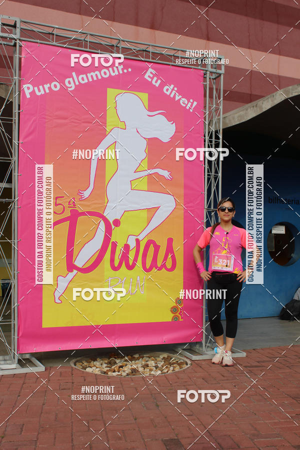 Buy your photos of the event5� Divas Run on Fotop