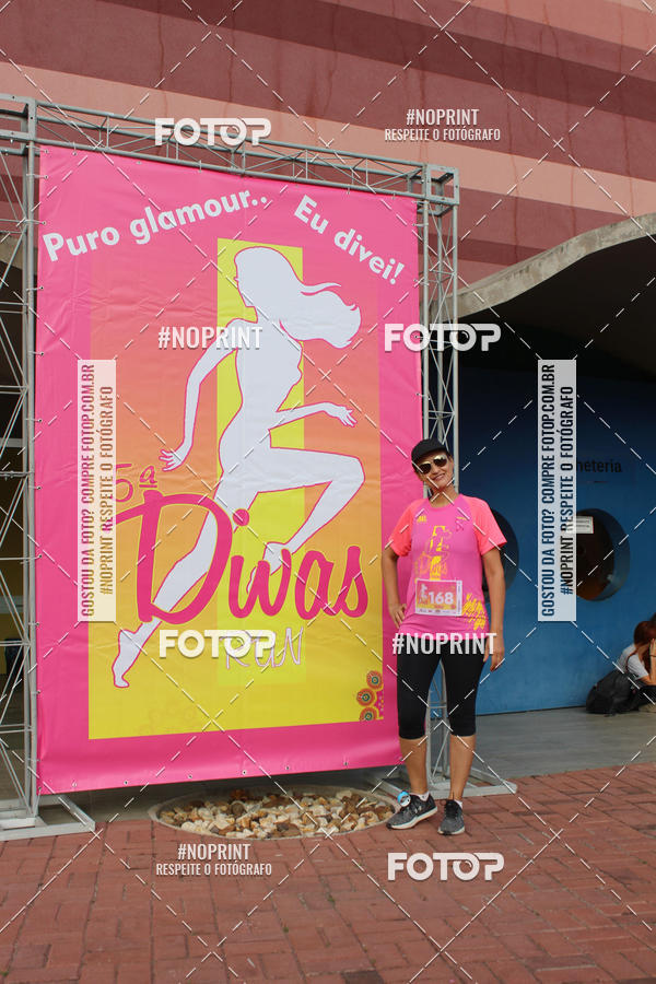 Buy your photos of the event5� Divas Run on Fotop