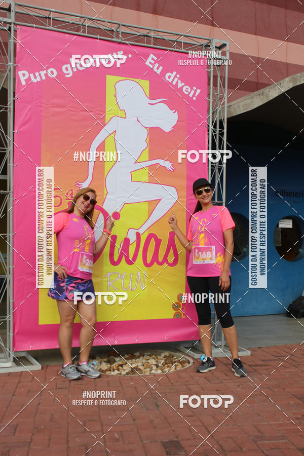 Buy your photos of the event5� Divas Run on Fotop