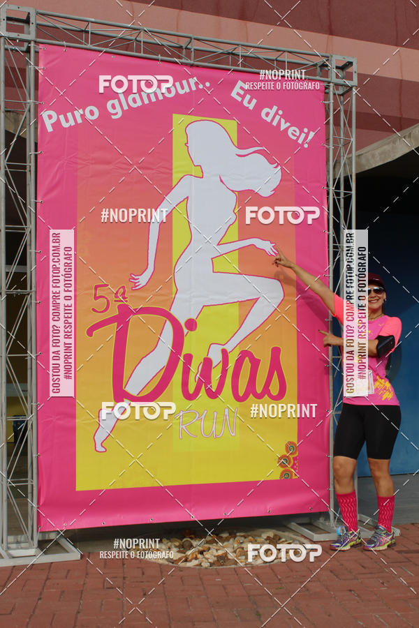 Buy your photos of the event5� Divas Run on Fotop