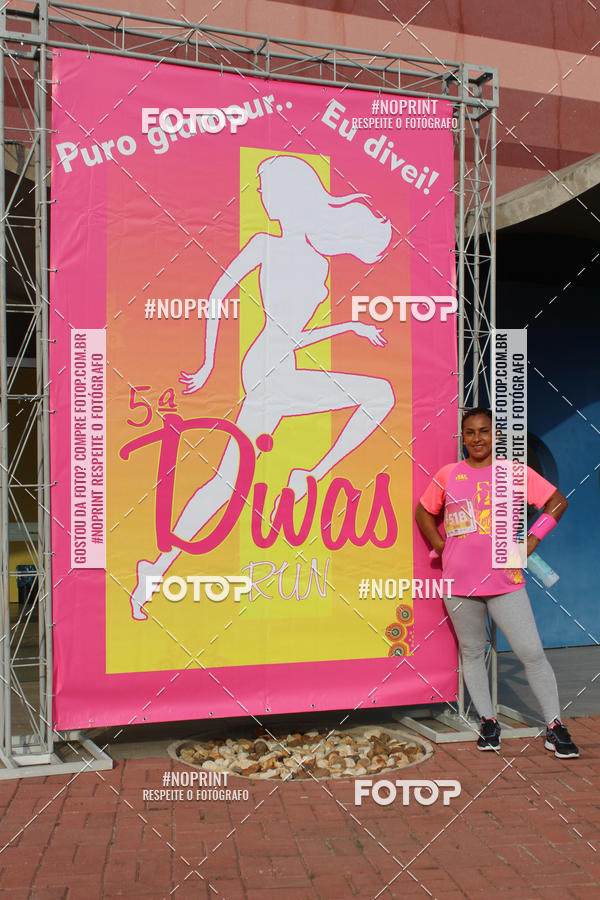 Buy your photos of the event5� Divas Run on Fotop
