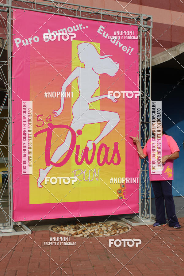Buy your photos of the event5� Divas Run on Fotop