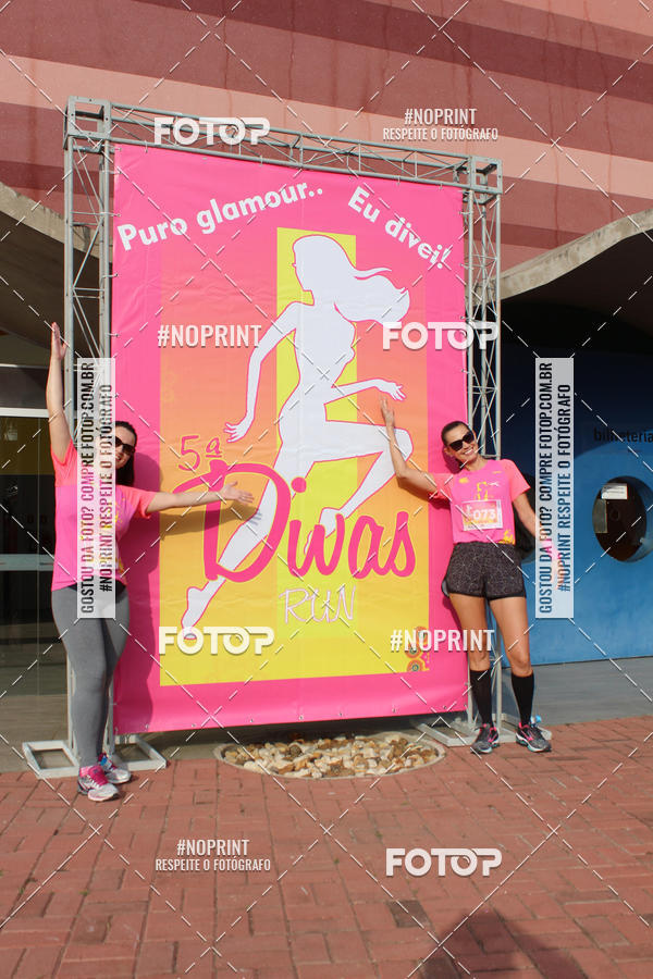 Buy your photos of the event5� Divas Run on Fotop