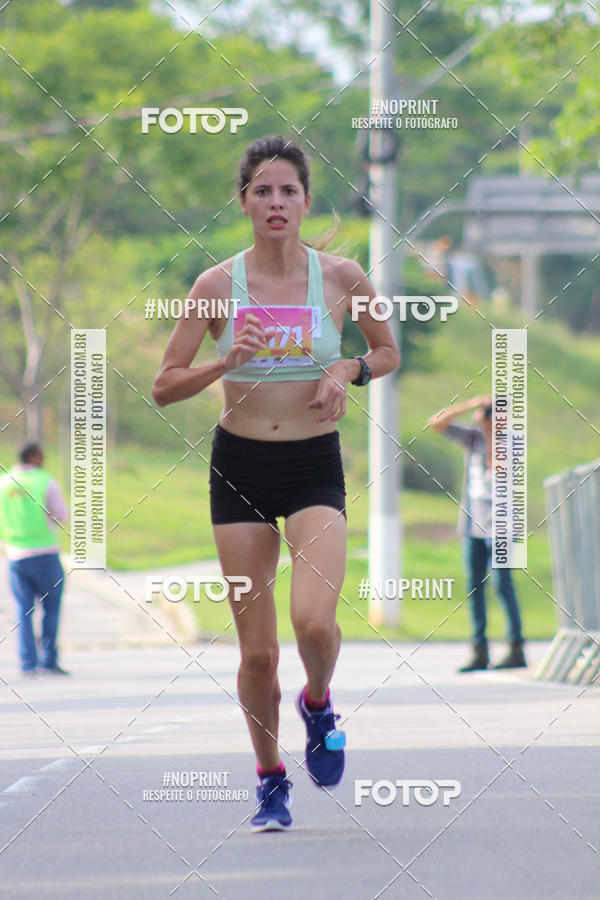 Buy your photos of the event5� Divas Run on Fotop