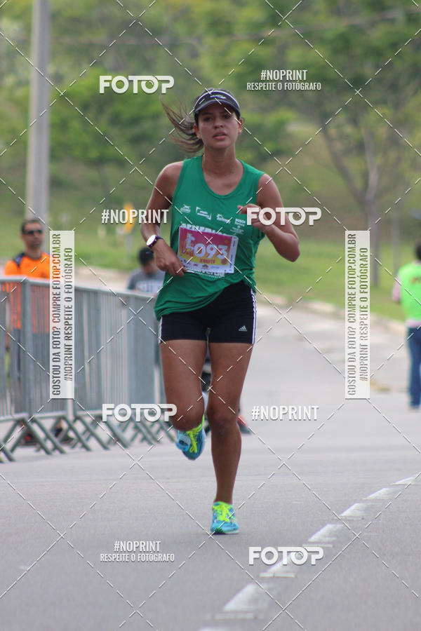 Buy your photos of the event5� Divas Run on Fotop