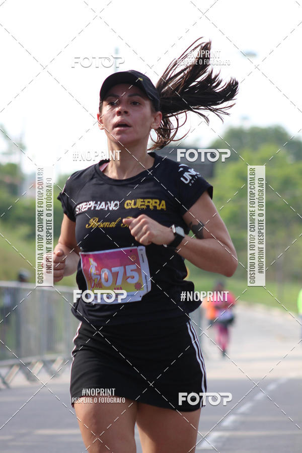 Buy your photos of the event5� Divas Run on Fotop