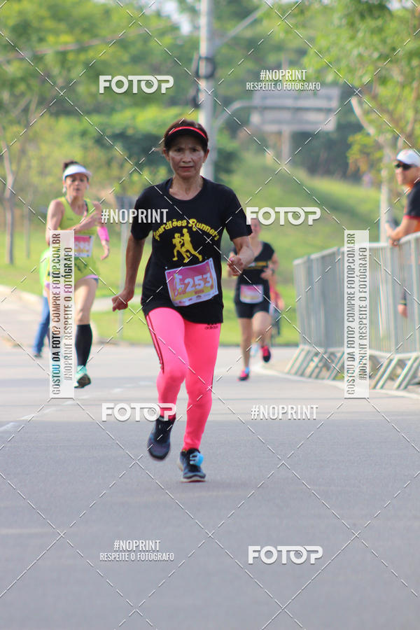Buy your photos of the event5� Divas Run on Fotop