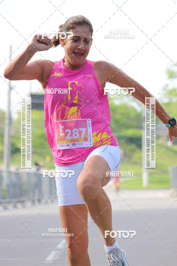 Buy your photos of the event5� Divas Run on Fotop