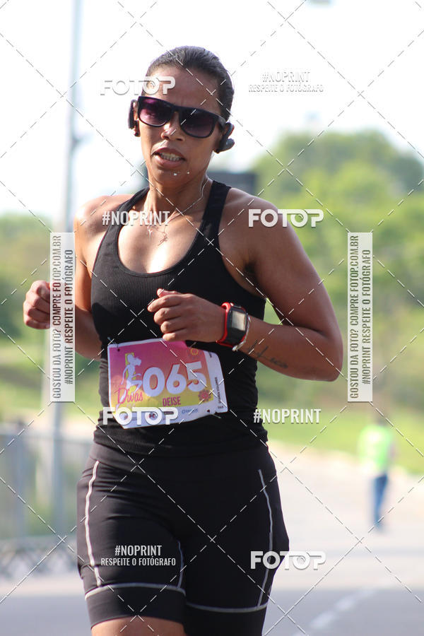 Buy your photos of the event5� Divas Run on Fotop