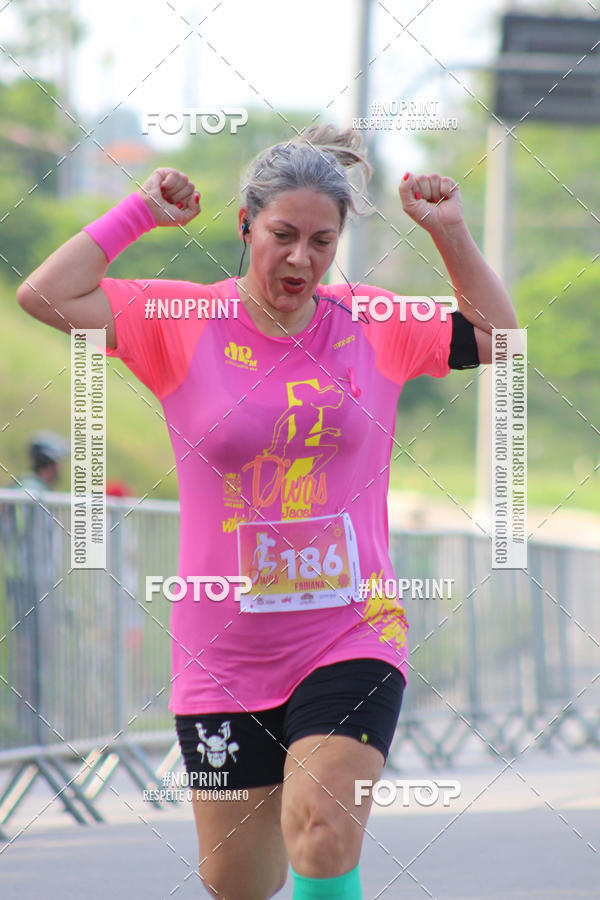 Buy your photos of the event5� Divas Run on Fotop