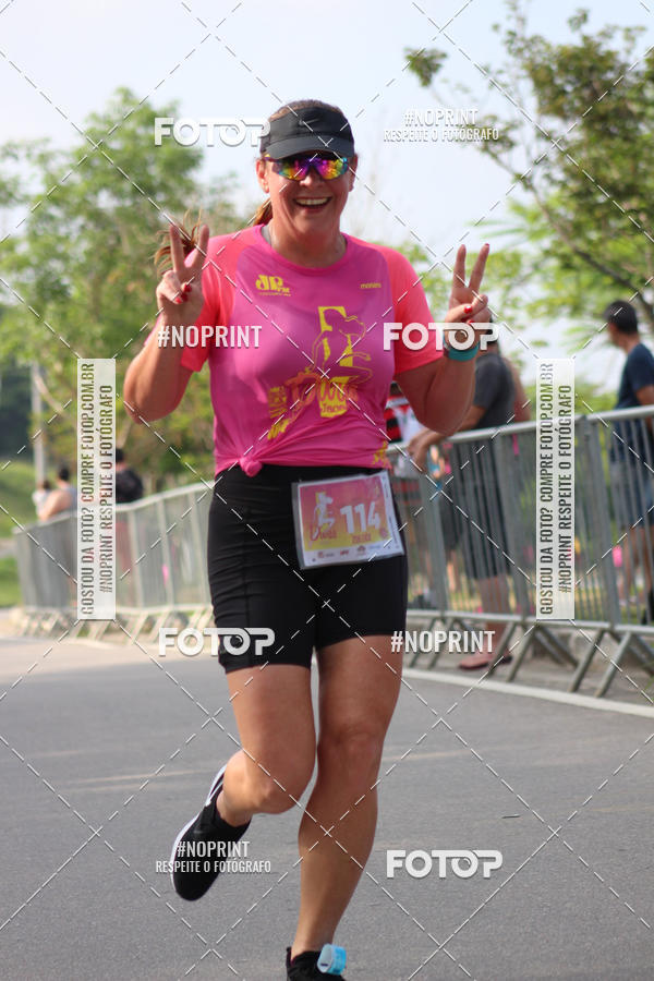 Buy your photos of the event5� Divas Run on Fotop