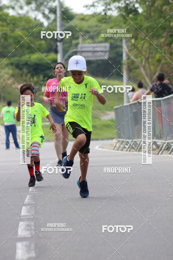 Buy your photos of the event5� Divas Run on Fotop