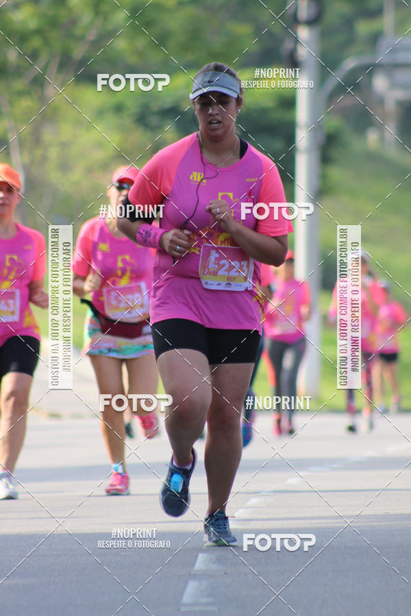 Buy your photos of the event5� Divas Run on Fotop