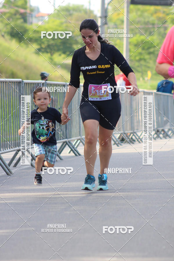 Buy your photos of the event5� Divas Run on Fotop