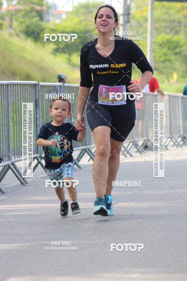 Buy your photos of the event5� Divas Run on Fotop