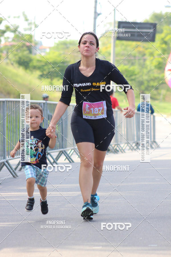 Buy your photos of the event5� Divas Run on Fotop