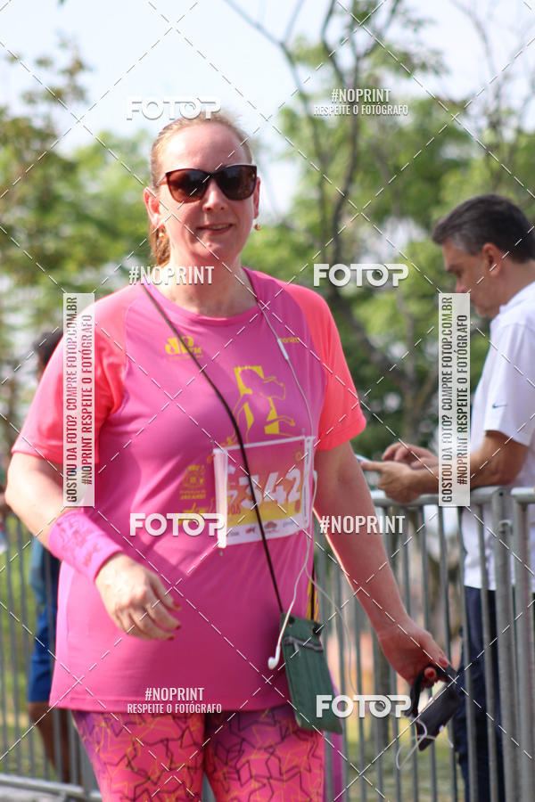 Buy your photos of the event5� Divas Run on Fotop