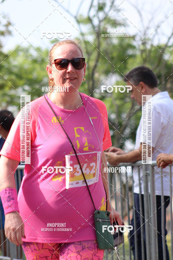 Buy your photos of the event5� Divas Run on Fotop