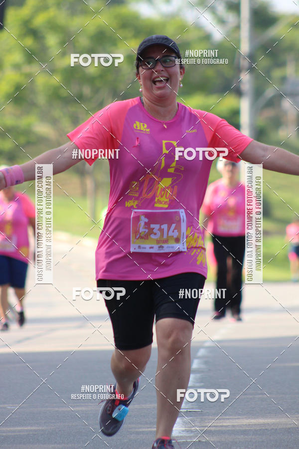 Buy your photos of the event5� Divas Run on Fotop