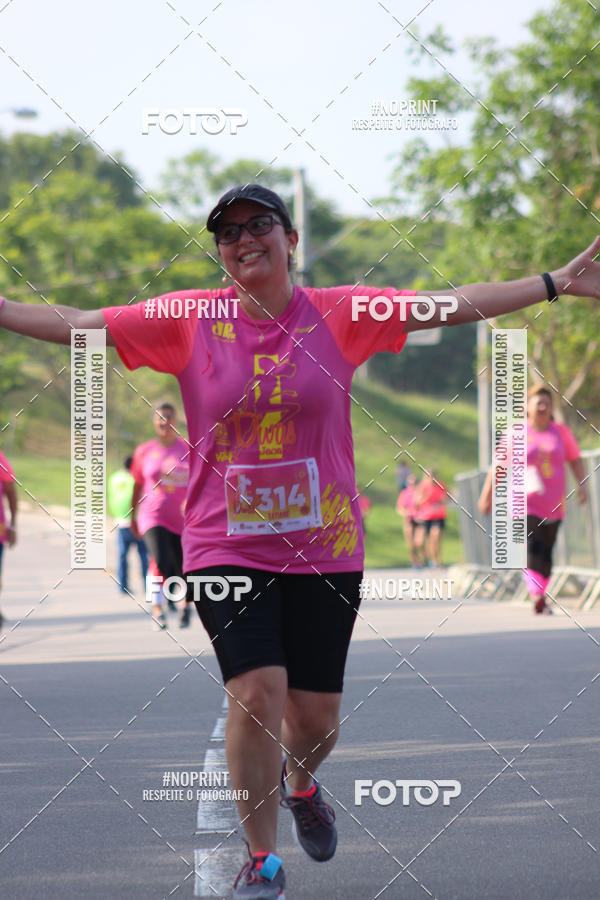 Buy your photos of the event5� Divas Run on Fotop