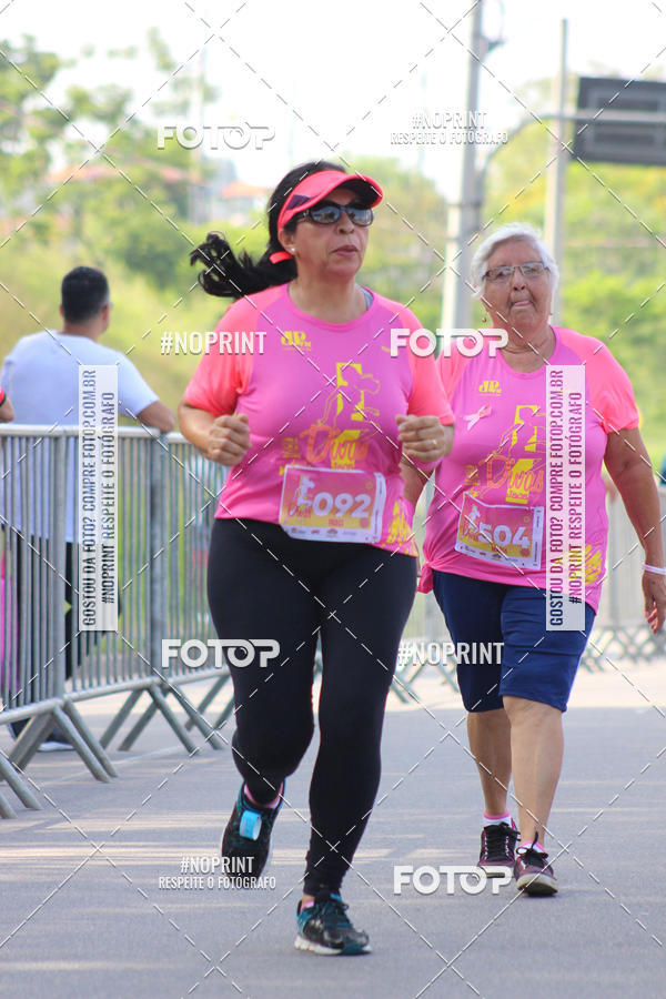 Buy your photos of the event5� Divas Run on Fotop
