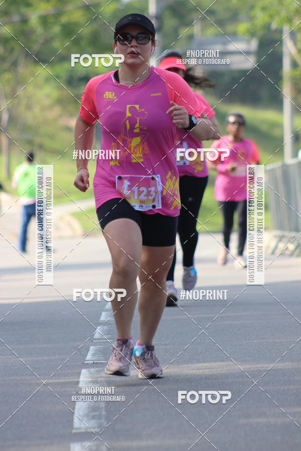 Buy your photos of the event5� Divas Run on Fotop