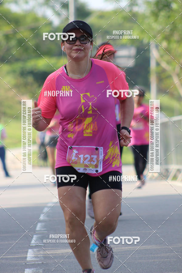 Buy your photos of the event5� Divas Run on Fotop
