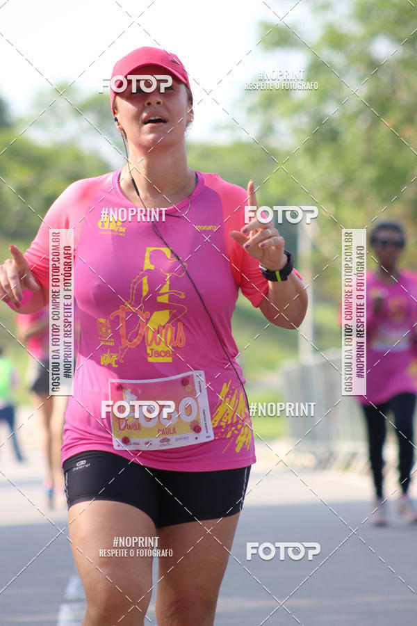 Buy your photos of the event5� Divas Run on Fotop