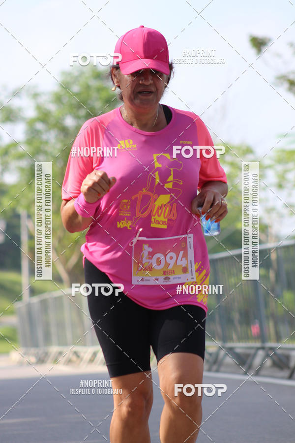 Buy your photos of the event5� Divas Run on Fotop