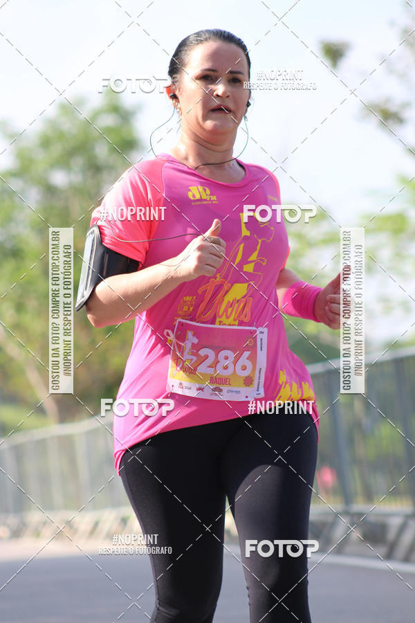 Buy your photos of the event5� Divas Run on Fotop