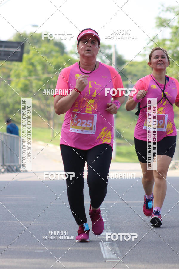 Buy your photos of the event5� Divas Run on Fotop
