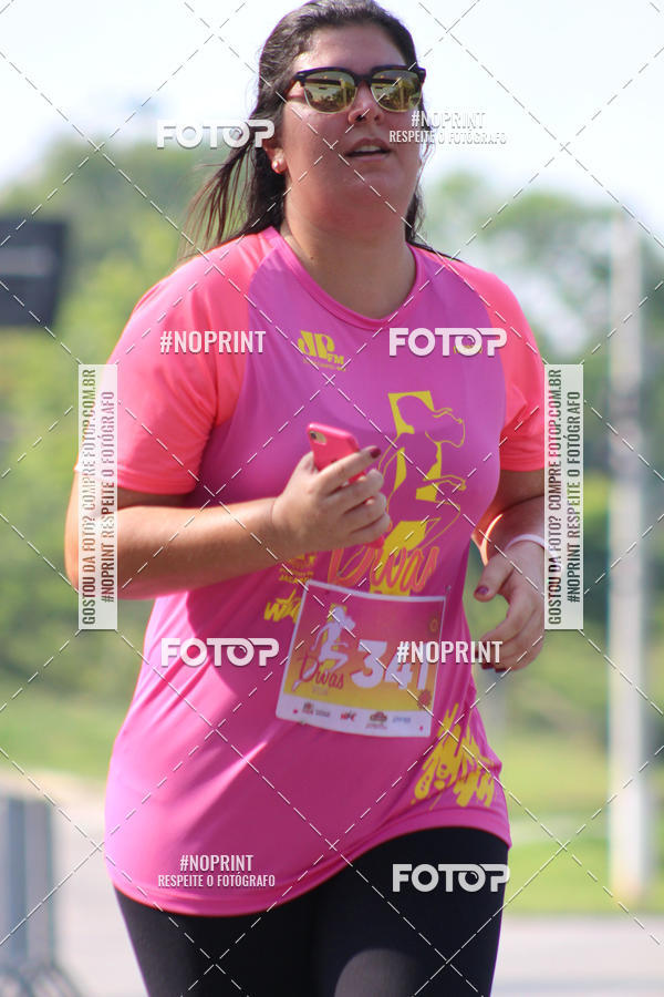 Buy your photos of the event5� Divas Run on Fotop