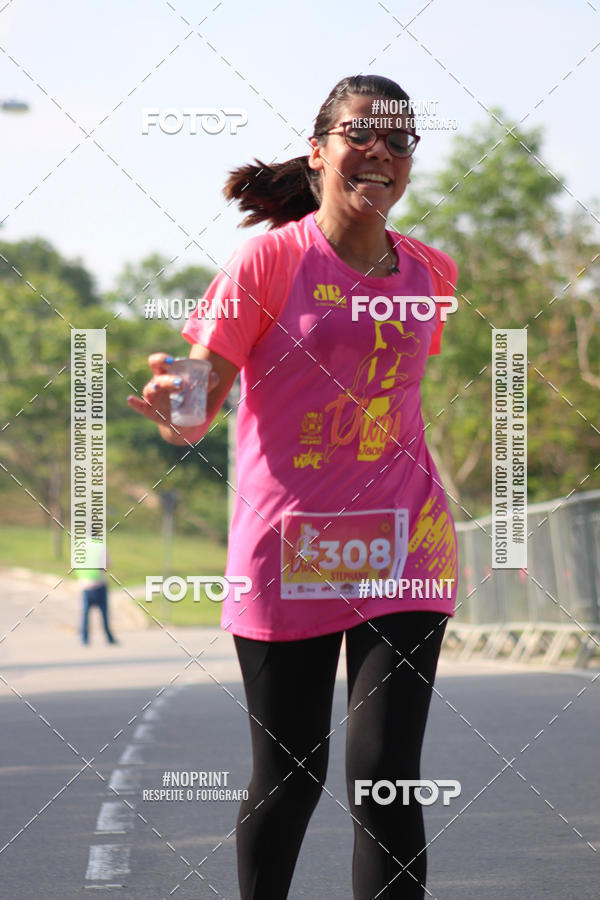 Buy your photos of the event5� Divas Run on Fotop