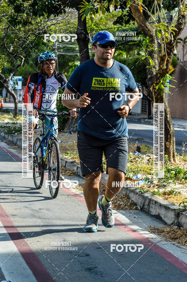 Buy your photos of the eventIII MEIA MARATONA COMETA on Fotop