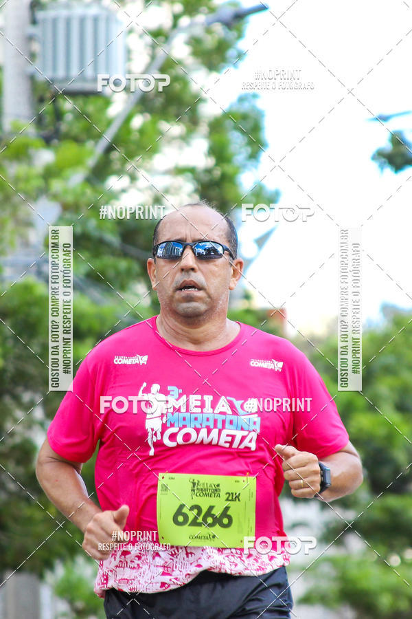 Buy your photos of the eventIII MEIA MARATONA COMETA on Fotop