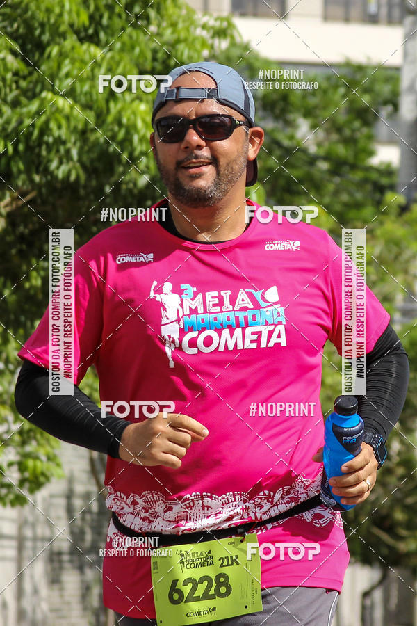 Buy your photos of the eventIII MEIA MARATONA COMETA on Fotop