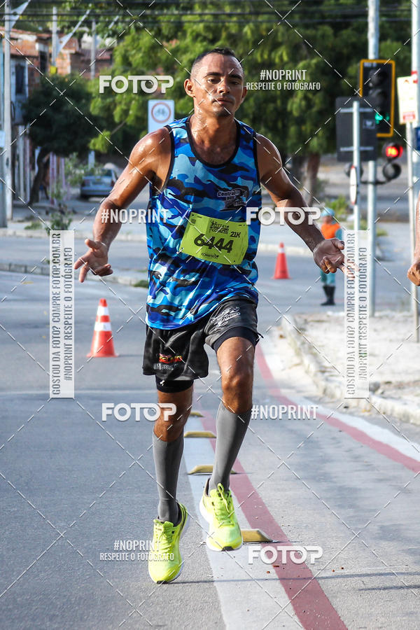 Buy your photos of the eventIII MEIA MARATONA COMETA on Fotop