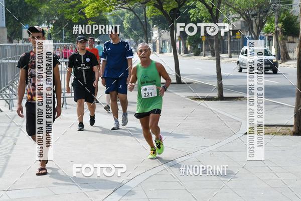 Buy your photos of the event31 Corrida de Confraternizao pela Reconstruo do Estdio de Atletismo Celio de Barros on Fotop
