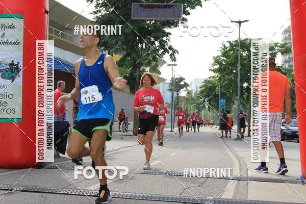 Buy your photos of the event31 Corrida de Confraternizao pela Reconstruo do Estdio de Atletismo Celio de Barros on Fotop